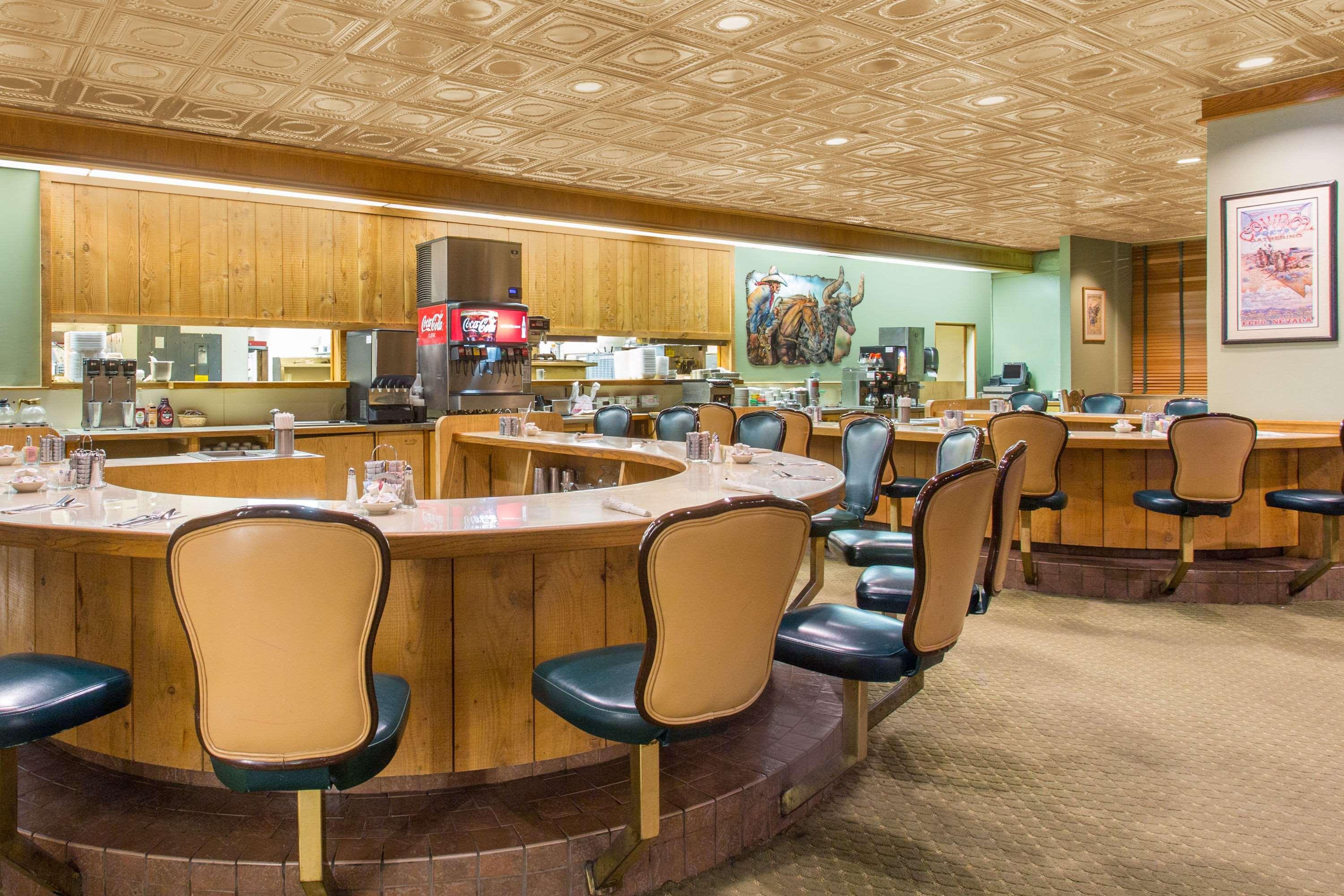 Hotel Ramada By Wyndham At Stockmen's Casino