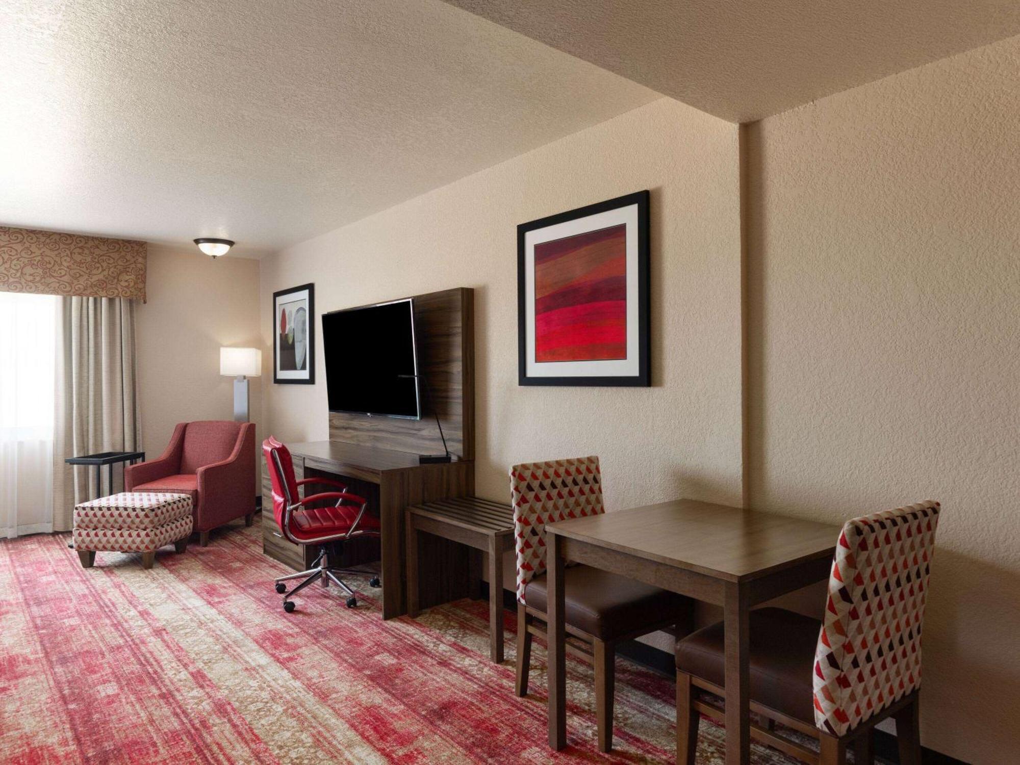 Ramada By Wyndham At Stockmen's Casino 3*