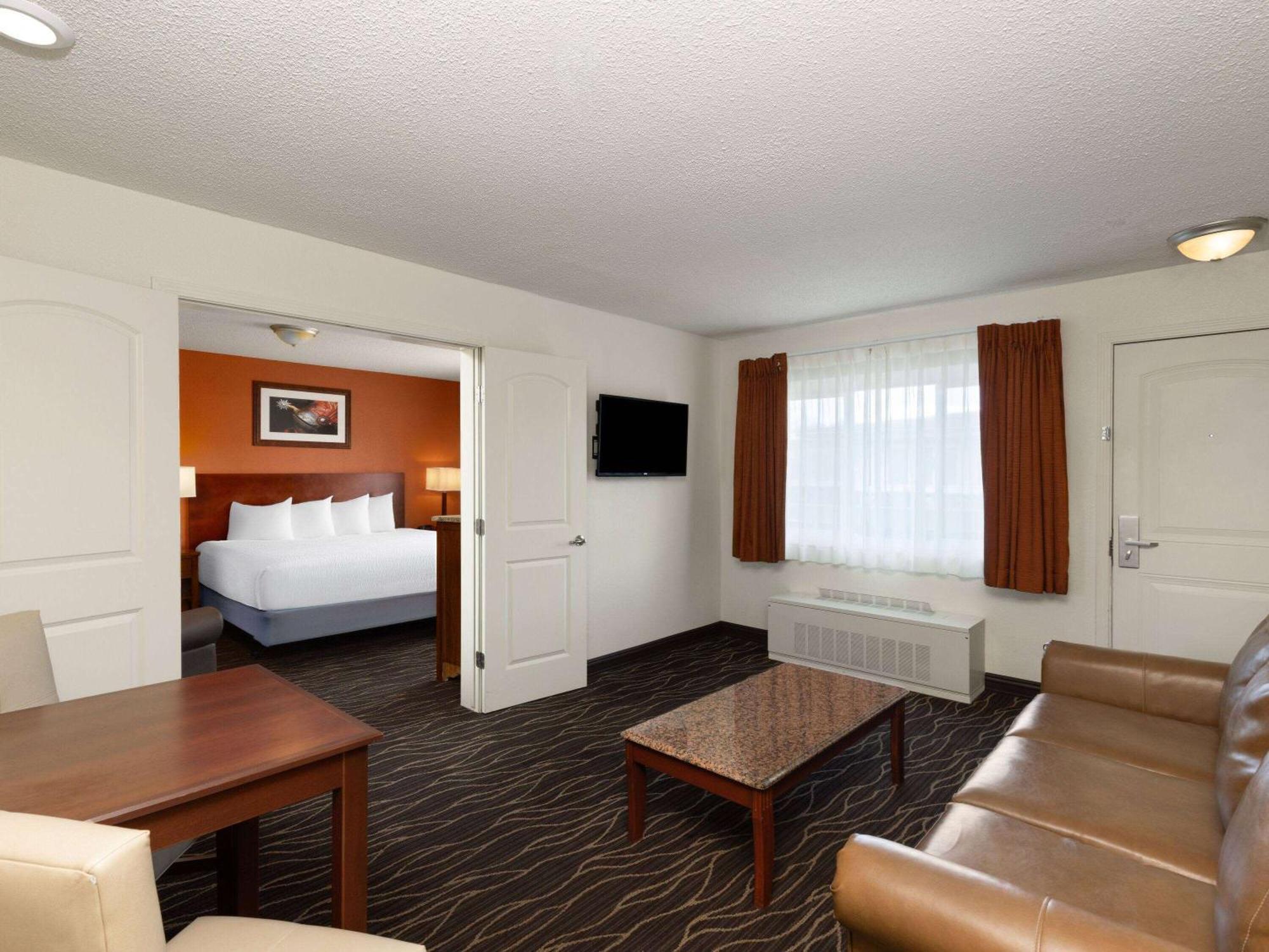 Ramada By Wyndham At Stockmen's Casino 3*